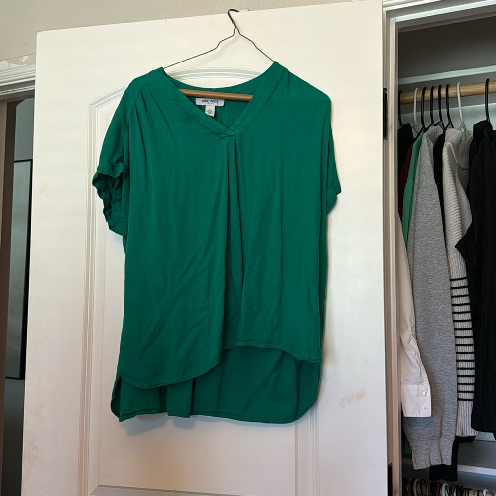 Cute blouse